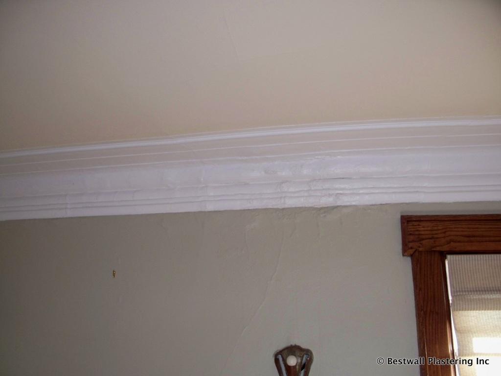 Water damaged molding in Union County, NJ